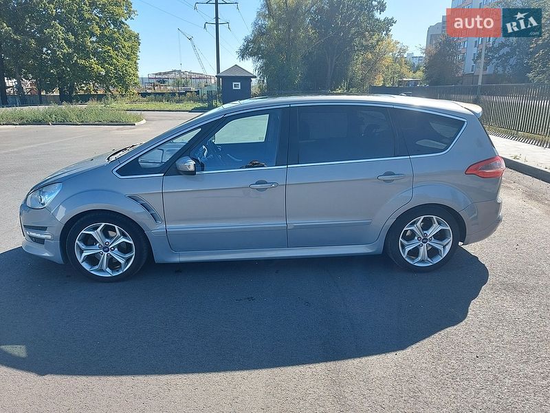 Минивэн Ford S-Max 2011 в Чернигове