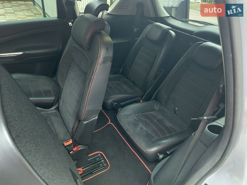 Мінівен Ford S-Max 2011 в Чернігові