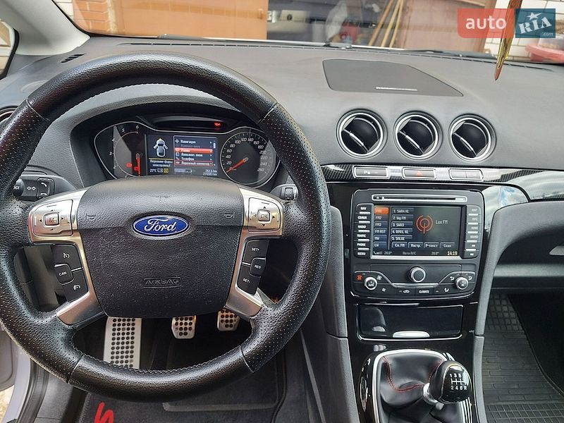 Мінівен Ford S-Max 2011 в Чернігові