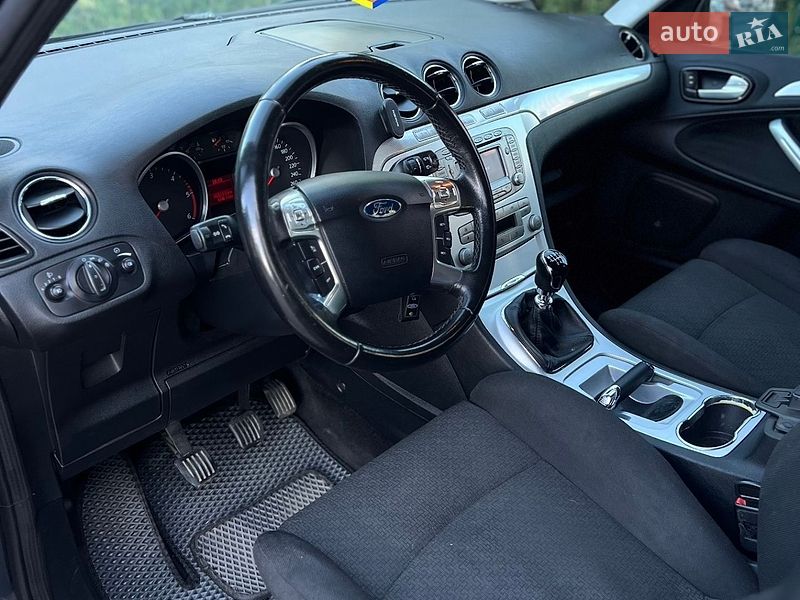 Мінівен Ford S-Max 2008 в Луцьку