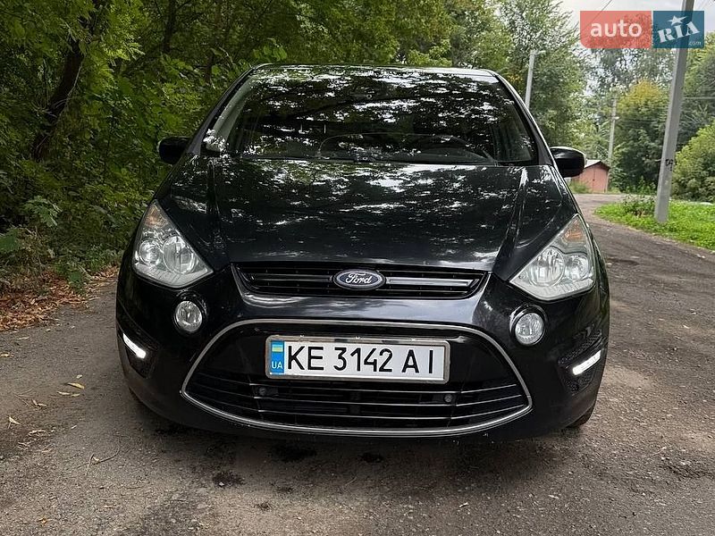 Ford S-Max 2011