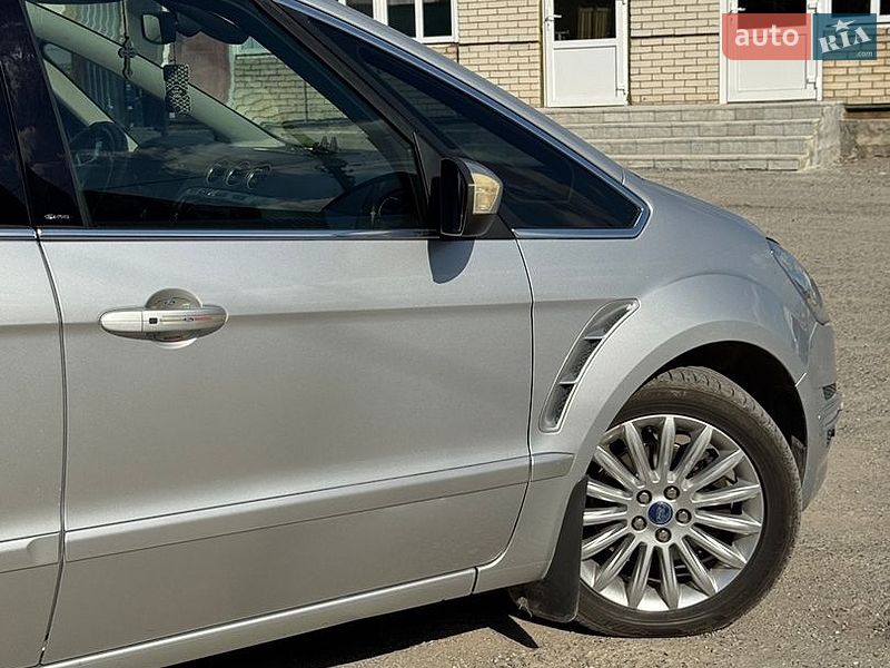 Мінівен Ford S-Max 2011 в Тернополі