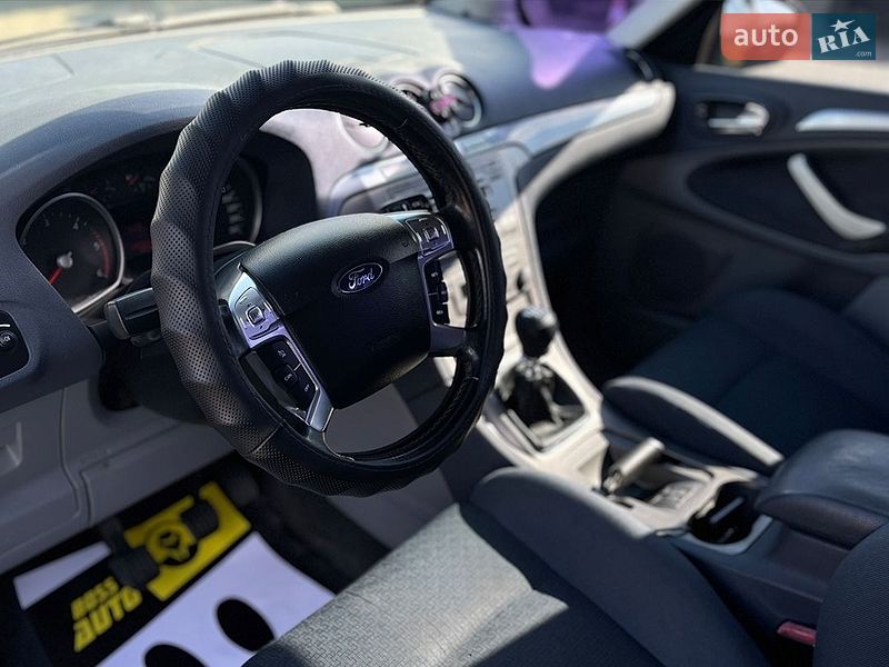 Минивэн Ford S-Max 2007 в Мукачево