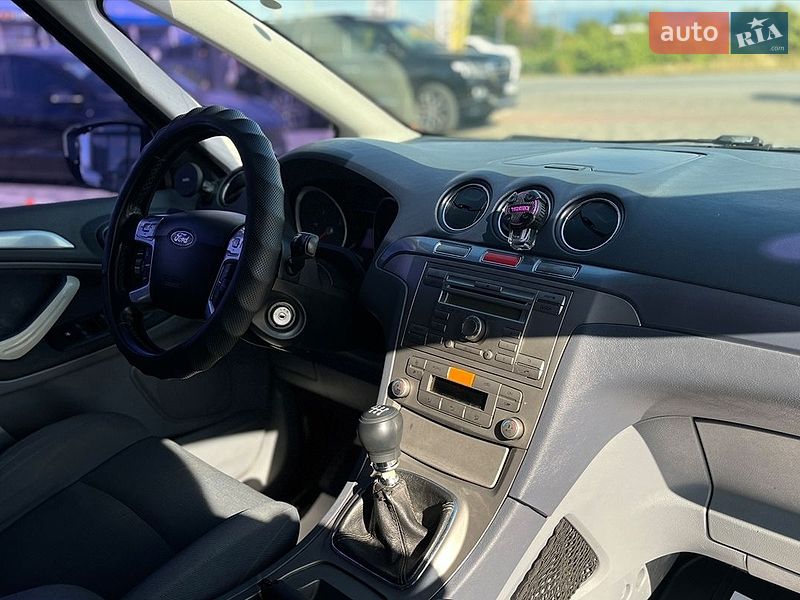 Минивэн Ford S-Max 2007 в Мукачево
