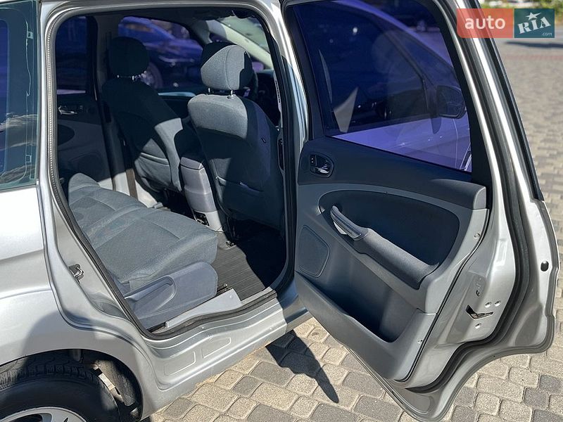 Минивэн Ford S-Max 2007 в Мукачево