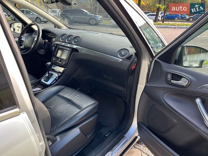 Минивэн Ford S-Max 2011 в Львове