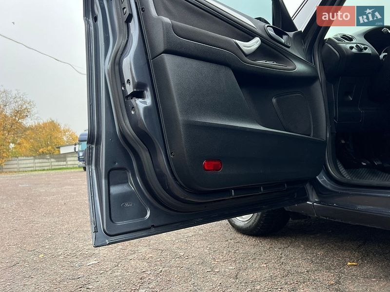 Мінівен Ford S-Max 2009 в Рівному