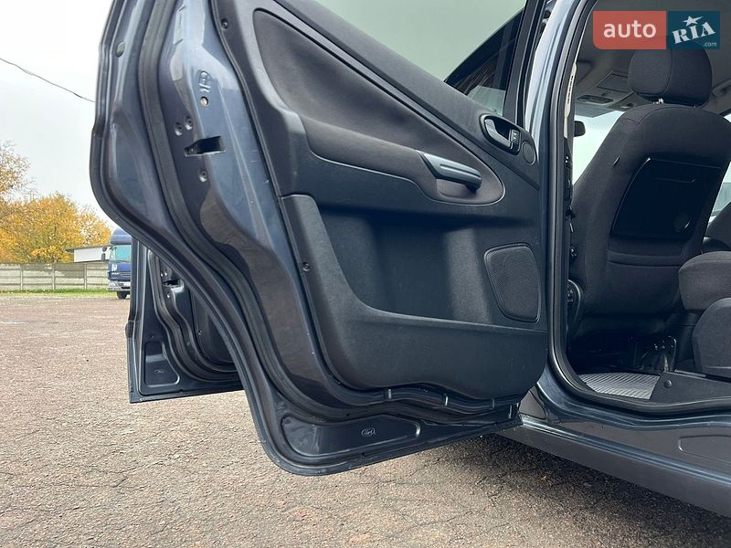 Мінівен Ford S-Max 2009 в Рівному