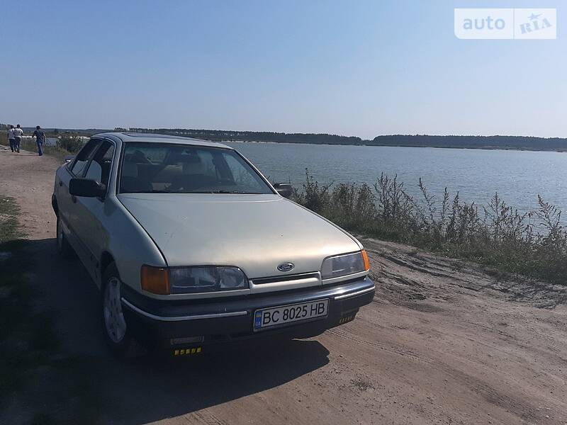 Седан Ford Scorpio 1988 в Червонограде