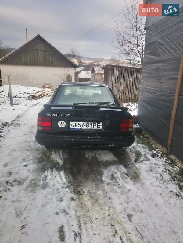 Лифтбек Ford Scorpio 1985 в Воловце