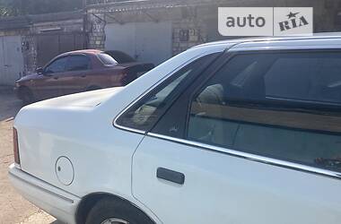 Седан Ford Scorpio 1990 в 
