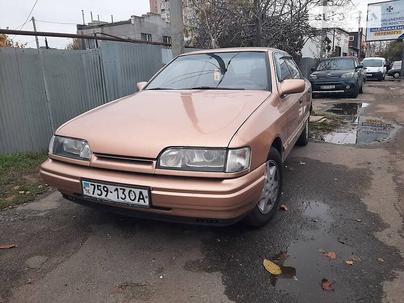 Ліфтбек Ford Scorpio 1988 в 