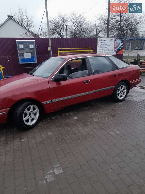 Седан Ford Scorpio 1986 в Володимирі