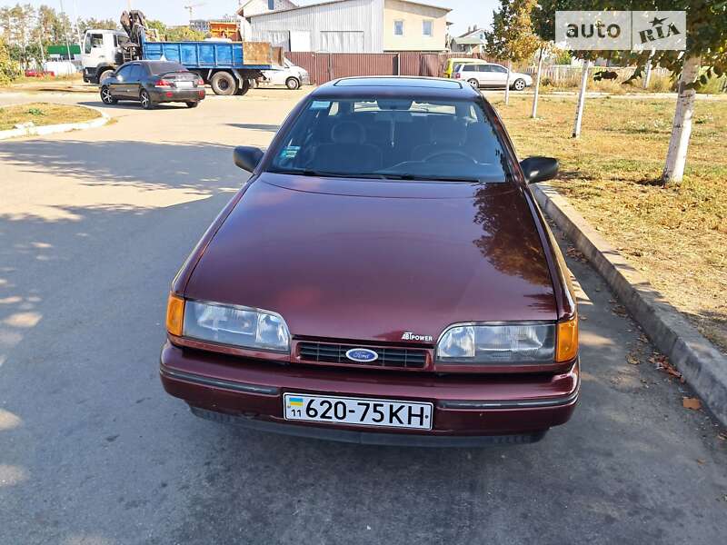 Седан Ford Scorpio 1990 в Бучі