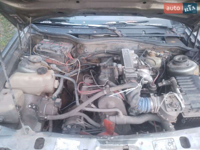 Ліфтбек Ford Scorpio 1985 в Рівному