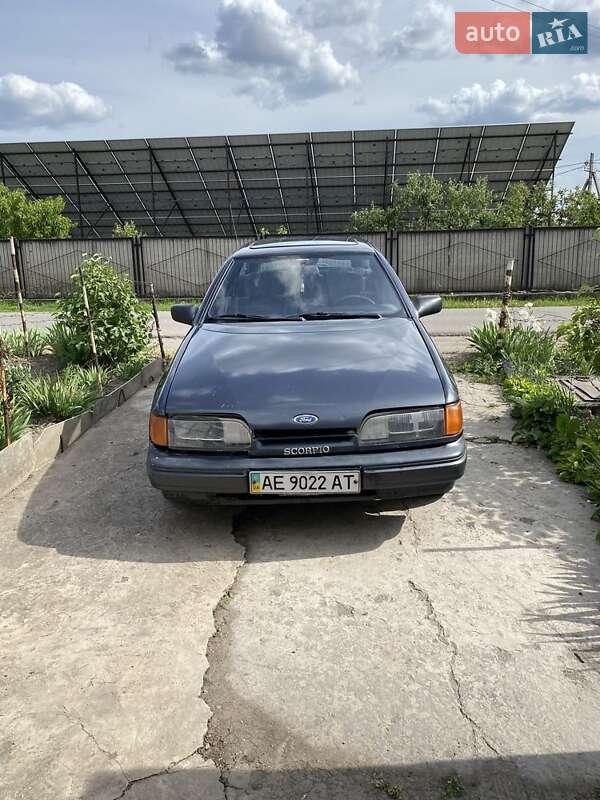 Седан Ford Scorpio 1989 в 