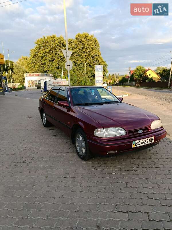Хетчбек Ford Scorpio 1992 в Стебнику