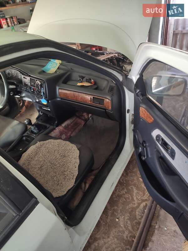 Седан Ford Scorpio 1987 в Кодыме