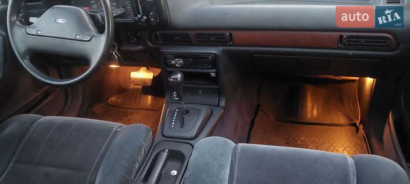 Лифтбек Ford Scorpio 1986 в Каменском