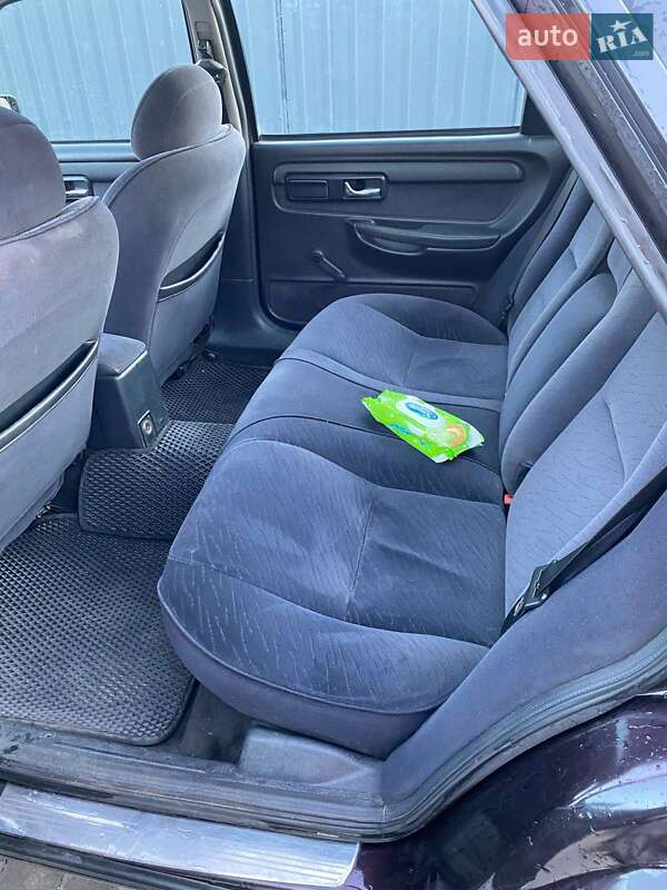 Седан Ford Scorpio 1996 в Тараще