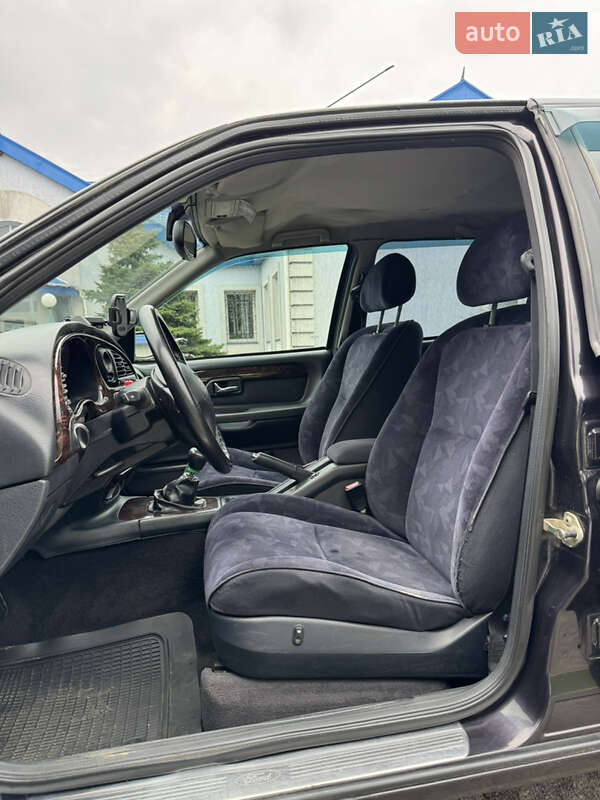 Седан Ford Scorpio 1996 в Радивиліві