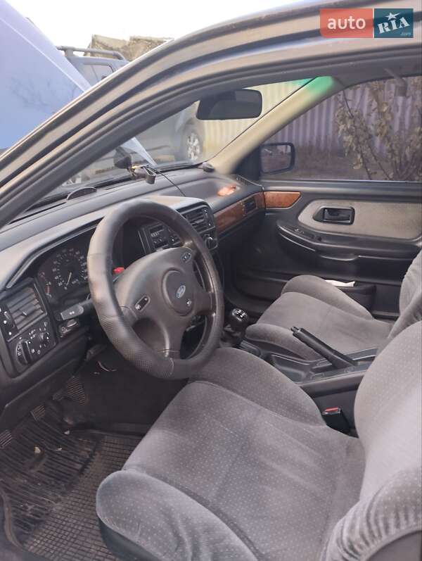 Седан Ford Scorpio 1990 в Зенькове