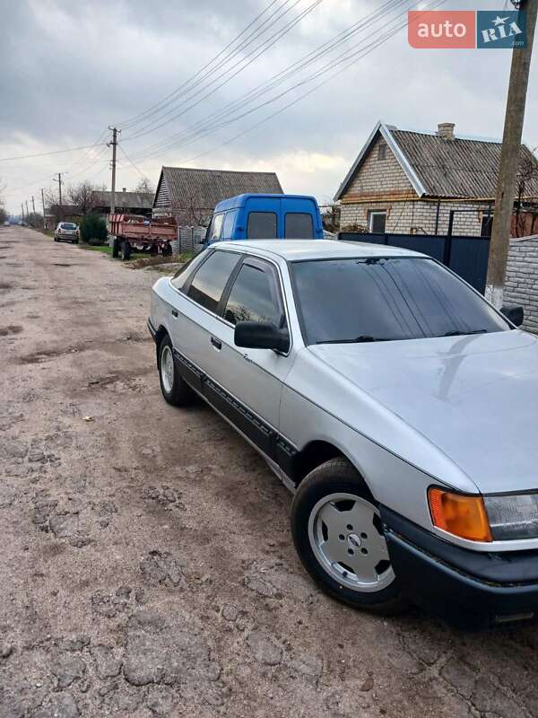 Лифтбек Ford Scorpio 1987 в Днепре