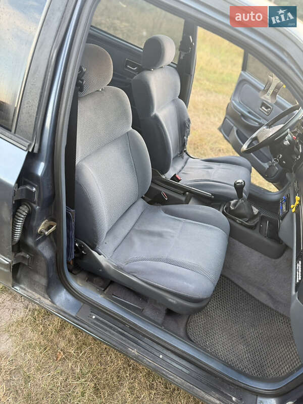 Седан Ford Scorpio 1988 в Сарнах