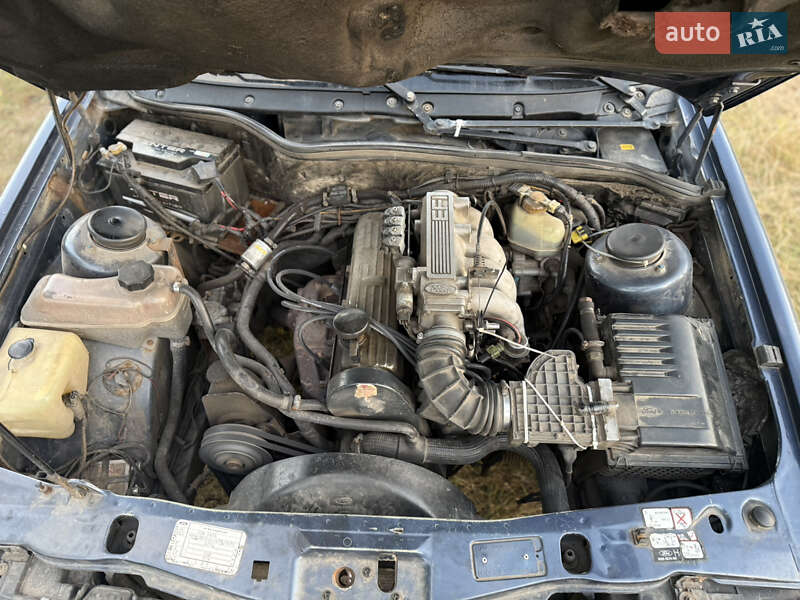 Седан Ford Scorpio 1988 в Сарнах