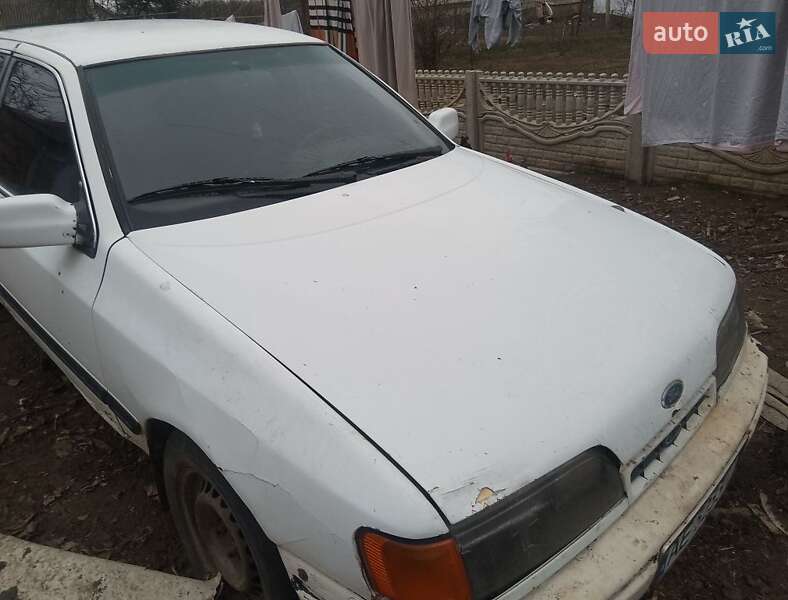 Седан Ford Scorpio 1985 в Великій Олександрівці