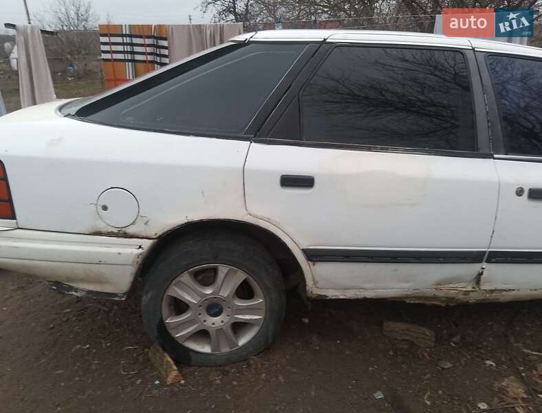 Седан Ford Scorpio 1985 в Великій Олександрівці