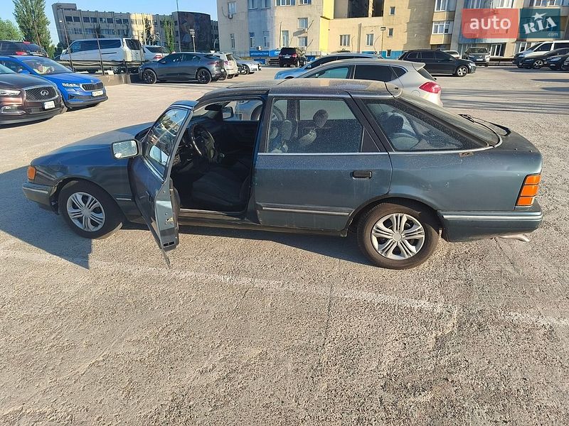 Ліфтбек Ford Scorpio 1988 в Києві