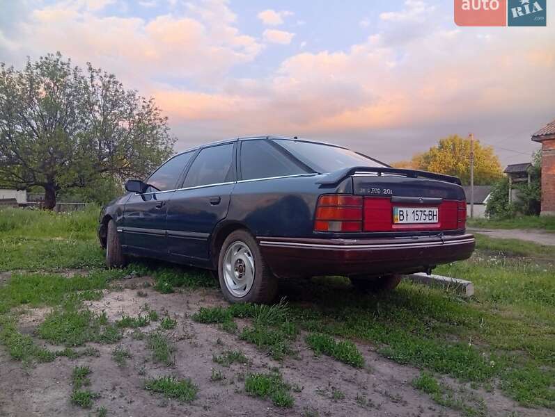 Седан Ford Scorpio 1989 в Карловке