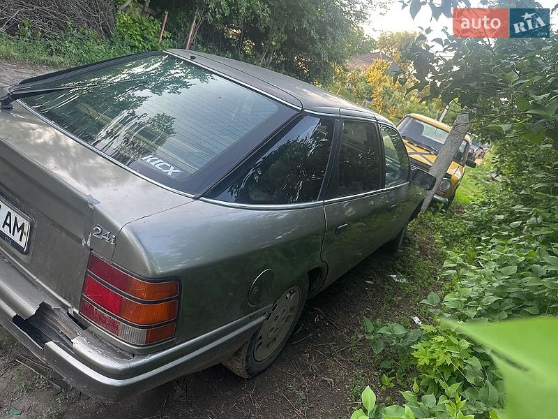 Седан Ford Scorpio 1986 в Умані