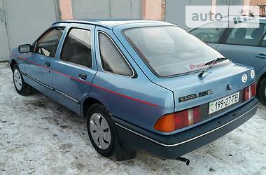 Хэтчбек Ford Sierra 1986 в Черновцах