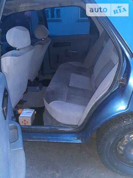 Седан Ford Sierra 1988 в Ярмолинцях