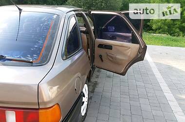 Хэтчбек Ford Sierra 1988 в Бродах