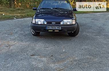 Седан Ford Sierra 1992 в Иванкове