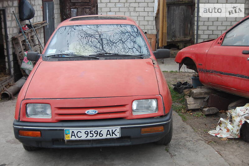 FORD SIERRA 2.3, 2.8, 2.9 Книга по ремонту и эксплуатации