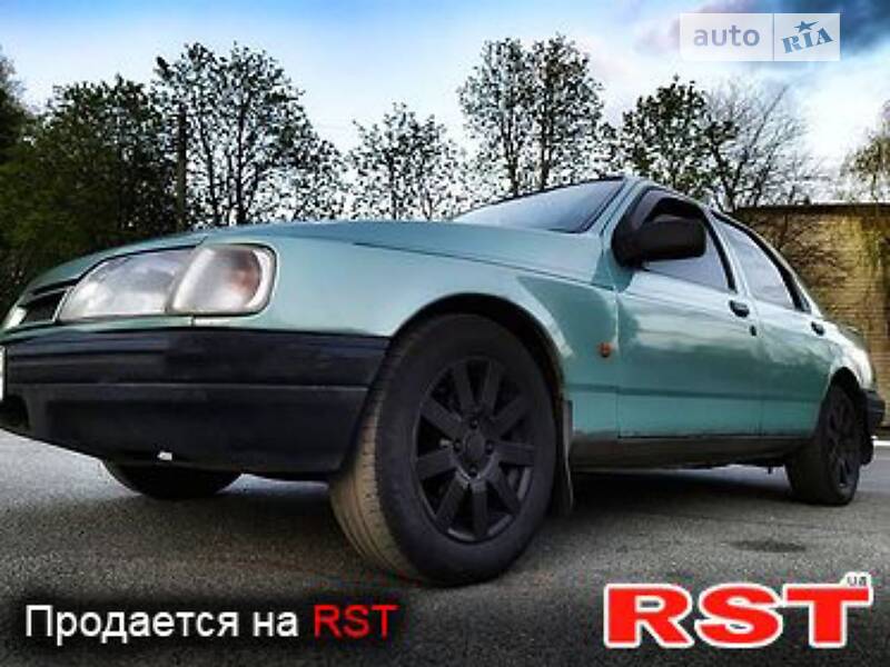 Седан Ford Sierra 1991 в Иванкове