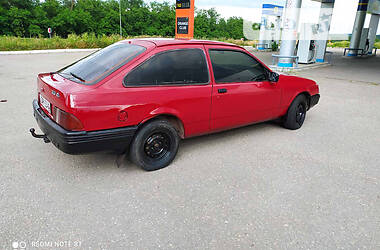 Купе Ford Sierra 1985 в 