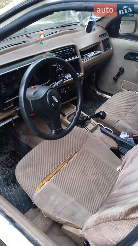 Универсал Ford Sierra 1988 в Каменском