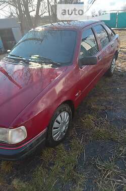 Ліфтбек Ford Sierra 1985 в Романіву