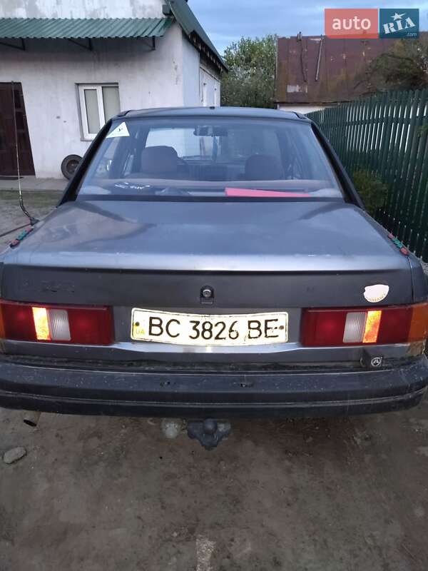 Седан Ford Sierra 1987 в Яворове