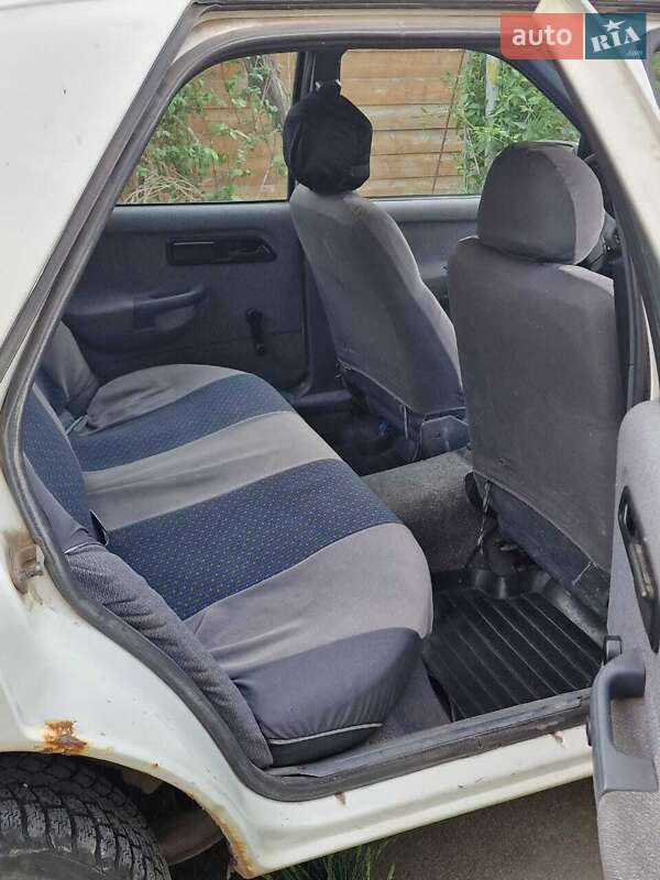 Седан Ford Sierra 1988 в Кицмани фото 8 Седан Ford Sierra 1988 в Кицмани