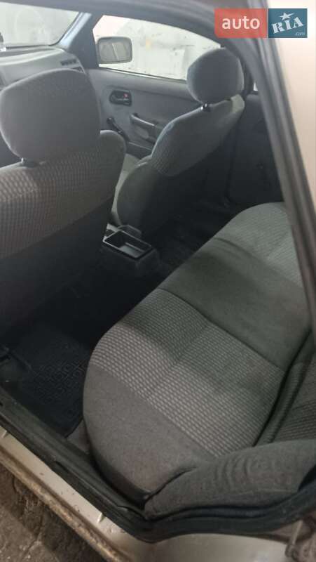 Седан Ford Sierra 1989 в Межевой