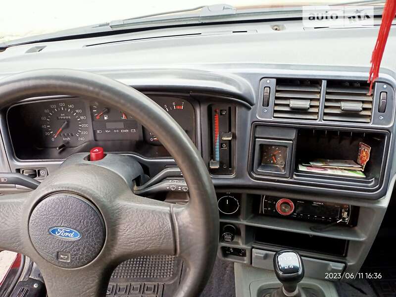 Ліфтбек Ford Sierra 1991 в Харкові