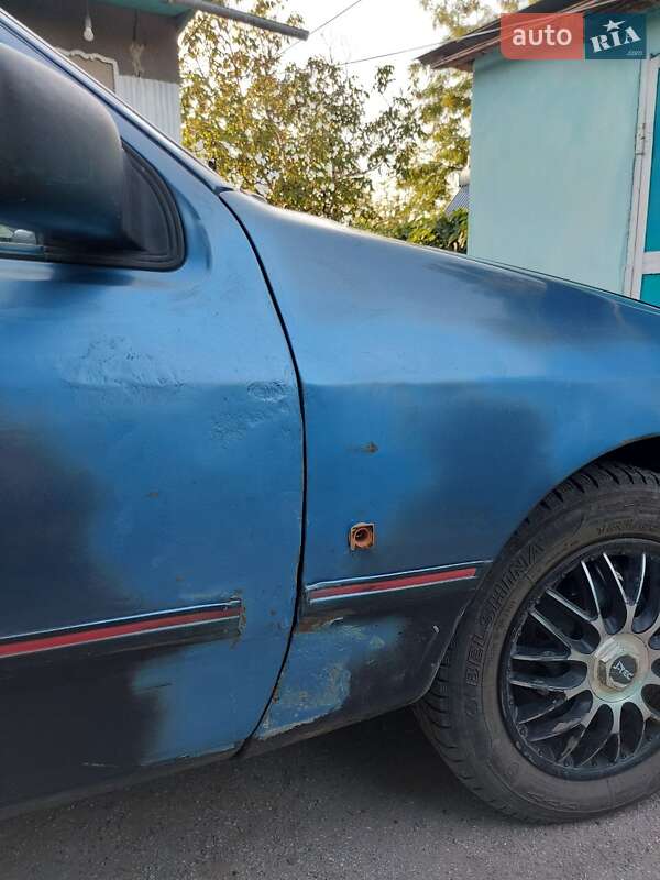 Седан Ford Sierra 1988 в Одессе