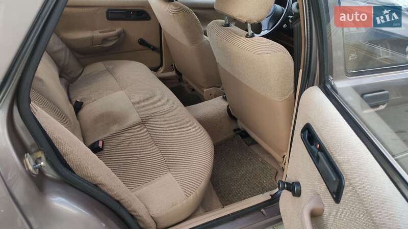 Седан Ford Sierra 1987 в Черновцах