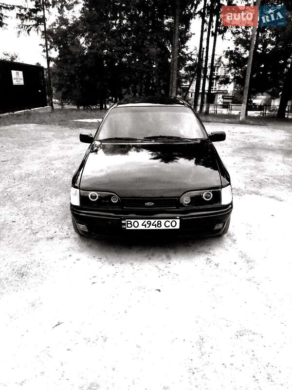 Седан Ford Sierra 1992 в Тернополі